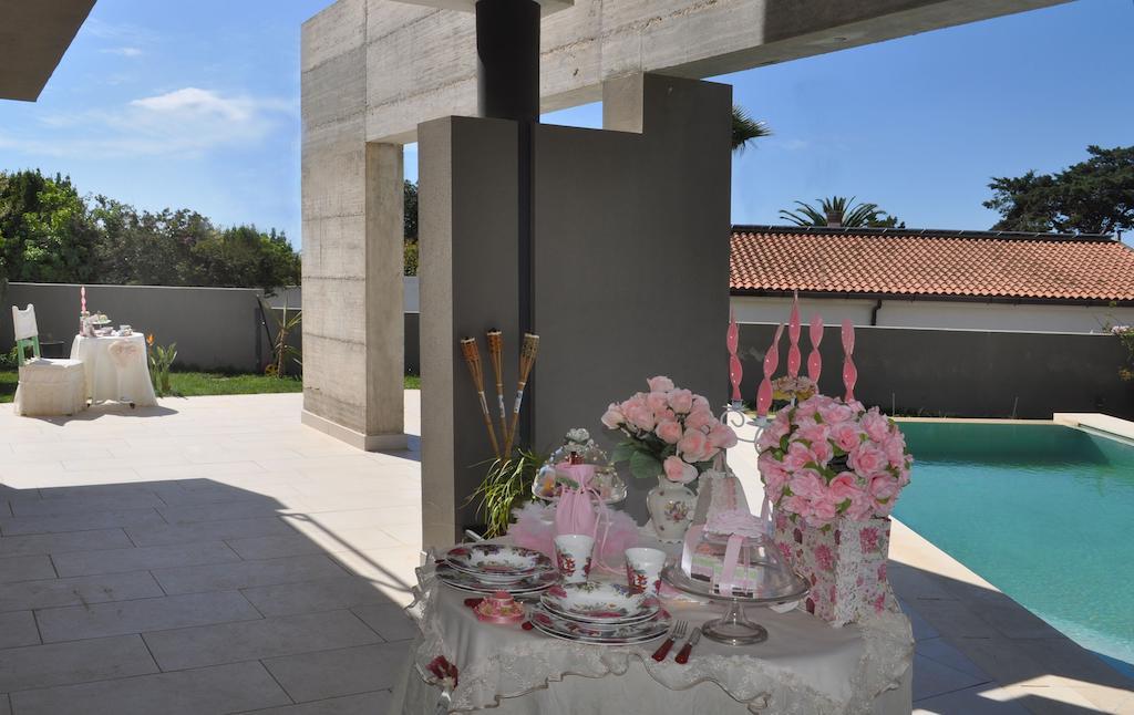 Bed and Breakfast Art House Quartu - Margine Rosso Куарту-Сант'Елена Екстер'єр фото